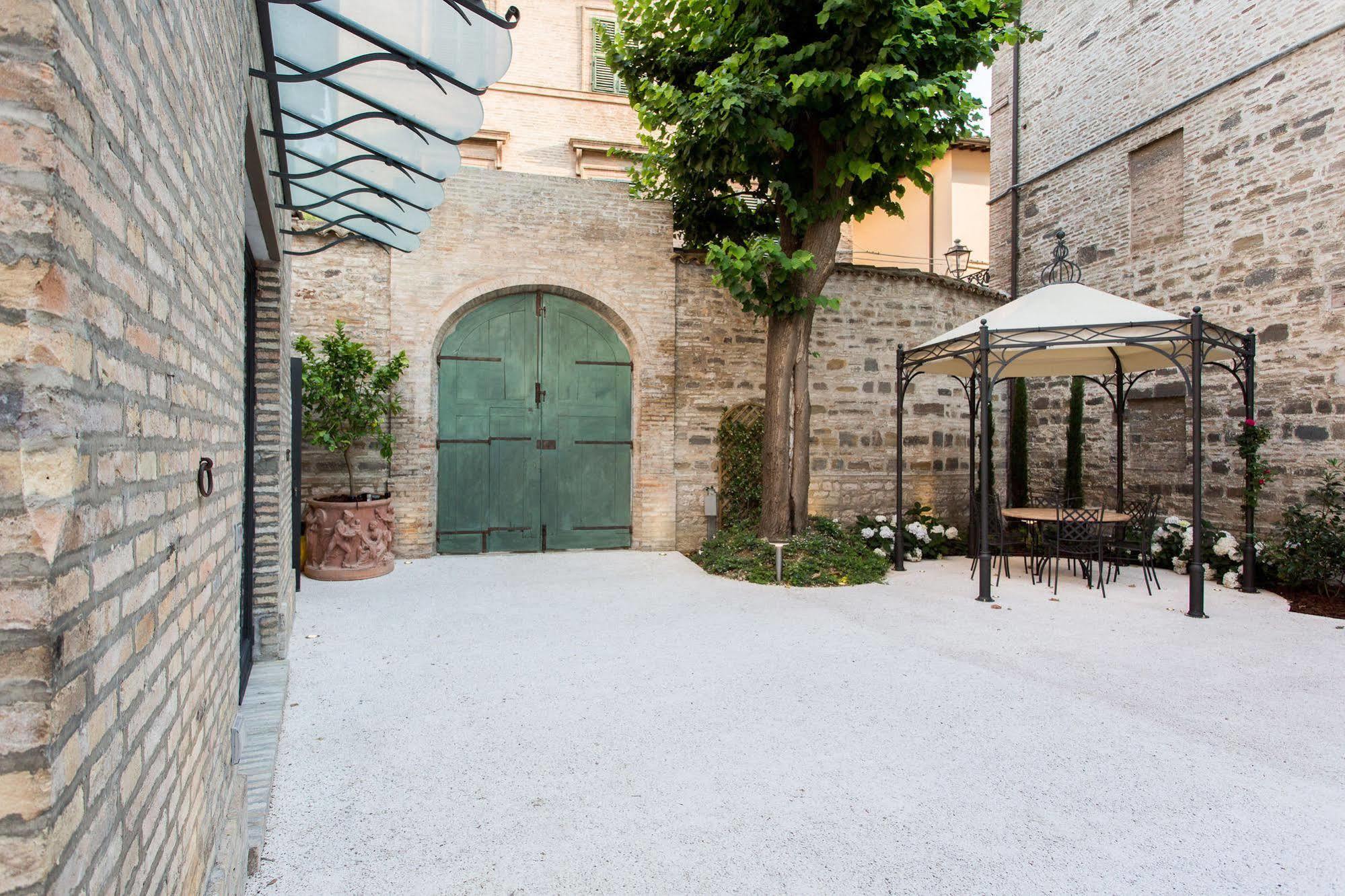 Palazzo Gentili Διαμέρισμα San Severino Marche Εξωτερικό φωτογραφία